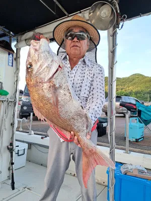 釣り船くわだの2022年8月2日(火)1枚目の写真