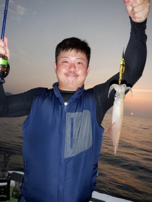 京都府久美浜 湊宮 さざなみ丸の釣果詳細 釣果 施設情報 釣りビジョン 釣果 施設情報 釣りビジョン