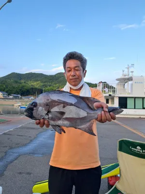 釣り船くわだの2022年8月14日(日)2枚目の写真