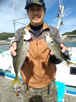 勘次郎丸の2022年10月8日(土)3枚目の写真