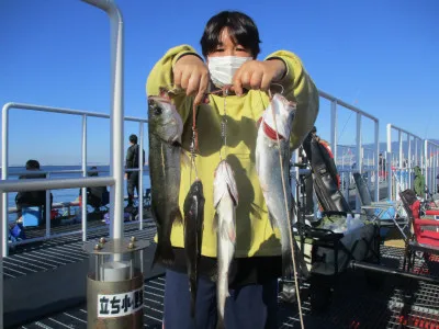 尼崎市立魚つり公園の2022年11月6日(日)1枚目の写真