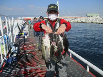 尼崎市立魚つり公園の2022年11月9日(水)2枚目の写真