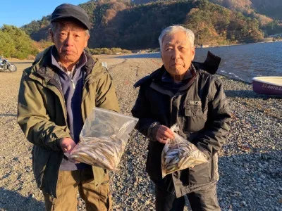 釣船 白根の2022年11月18日(金)1枚目の写真