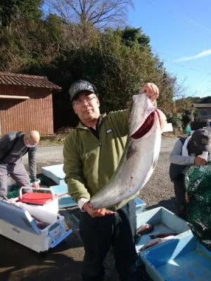 つり堀 傳八屋の2023年1月11日(水)1枚目の写真
