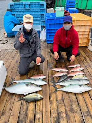 海上釣堀 辨屋の2023年1月23日(月)4枚目の写真