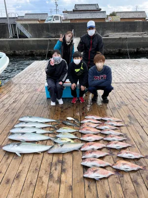 海上釣堀 辨屋の2023年1月24日(火)2枚目の写真