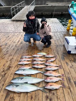 海上釣堀 辨屋の2023年1月24日(火)3枚目の写真