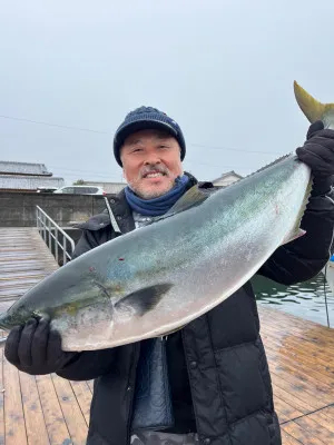海上釣堀 辨屋の2023年1月27日(金)1枚目の写真