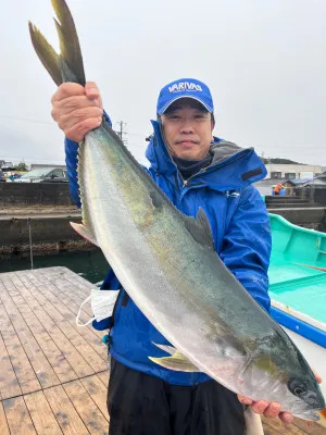 海上釣堀 辨屋の2023年1月27日(金)2枚目の写真