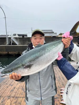 海上釣堀 辨屋の2023年1月27日(金)3枚目の写真