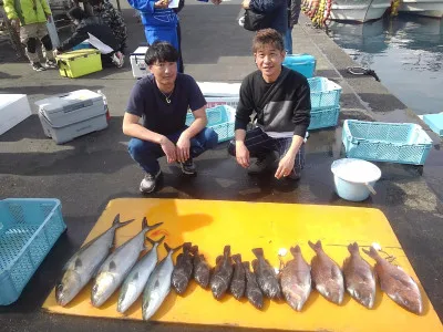 海上つり堀まるやの2023年3月12日(日)1枚目の写真