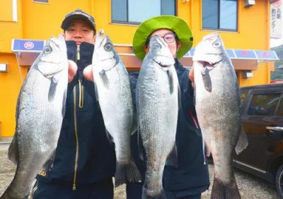 丸銀釣りセンターの2023年3月17日(金)1枚目の写真