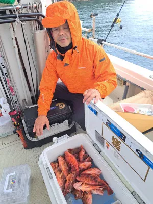 釣り船くわだの2023年4月15日(土)3枚目の写真