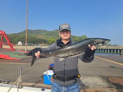 釣り船くわだの2023年4月20日(木)3枚目の写真