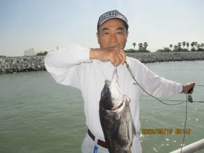 尼崎市立魚つり公園の2023年5月10日(水)1枚目の写真