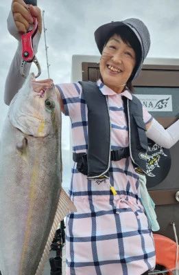 遊漁船 MANAの2023年9月18日(月)1枚目の写真