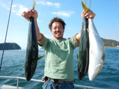 西岡遊漁の2023年10月16日(月)4枚目の写真
