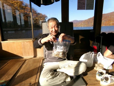桧原西湖畔オートキャンプ場の2023年11月1日(水)5枚目の写真