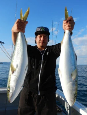 西岡遊漁の2023年11月15日(水)5枚目の写真