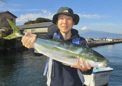 岩崎レンタルボート(岩崎つり具店)の2023年11月23日(木)1枚目の写真