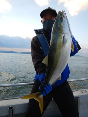 西岡遊漁の2023年12月25日(月)5枚目の写真