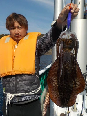釣り船 久勝丸の2024年2月14日(水)2枚目の写真