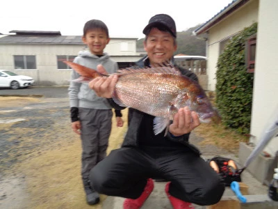三宅釣具渡船の2024年3月17日(日)1枚目の写真