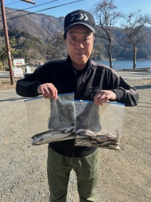 釣船 白根の2024年3月22日(金)3枚目の写真