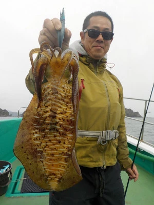 釣り船 久勝丸の2024年4月2日(火)3枚目の写真