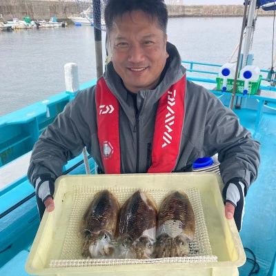 かもめ釣り船の2024年4月6日(土)4枚目の写真