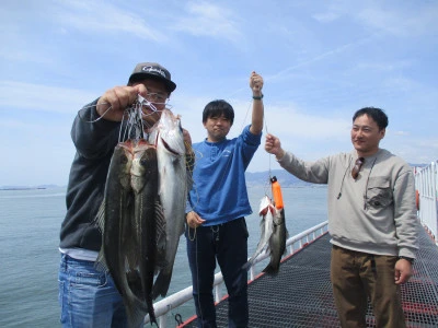 尼崎市立魚つり公園の2024年4月11日(木)1枚目の写真