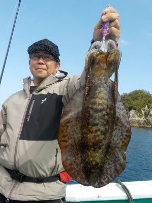 釣り船 久勝丸の2024年4月10日(水)3枚目の写真