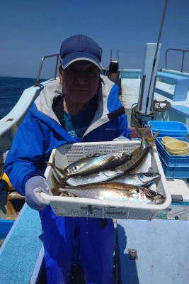 釣り船 秀進丸の2024年4月17日(水)1枚目の写真