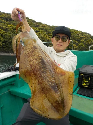 釣り船 久勝丸の2024年4月20日(土)1枚目の写真