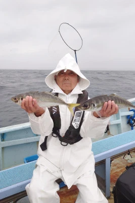 釣り船 秀進丸の2024年4月23日(火)3枚目の写真