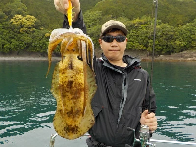 釣り船 久勝丸の2024年4月26日(金)2枚目の写真