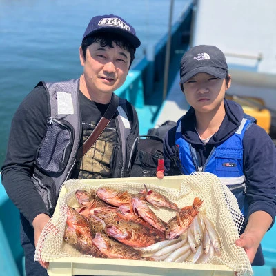 かもめ釣り船の2024年5月3日(金)4枚目の写真