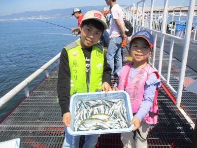 尼崎市立魚つり公園の2024年5月4日(土)2枚目の写真