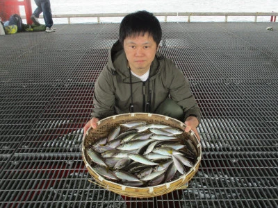 尼崎市立魚つり公園の2024年5月8日(水)2枚目の写真