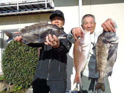 三宅釣具渡船の2024年11月24日(日)1枚目の写真