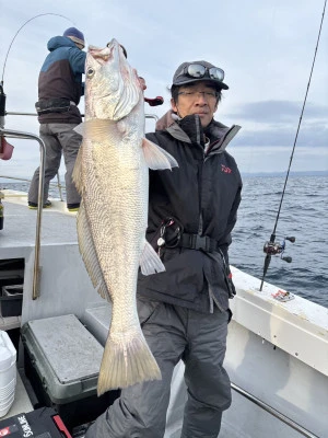 遊漁船響の2024年12月30日(月)5枚目の写真