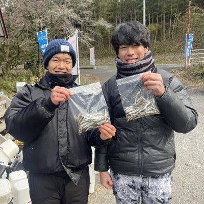 フィッシングセンターうおまんの2025年1月5日(日)4枚目の写真