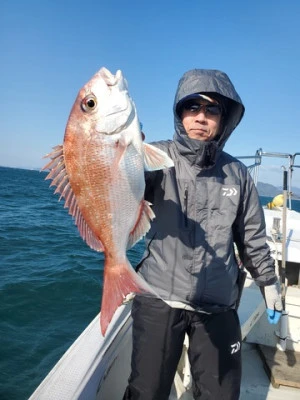 遊漁船　ニライカナイの2025年2月19日(水)2枚目の写真