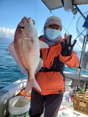 遊漁船　ニライカナイの2025年2月24日(月)2枚目の写真