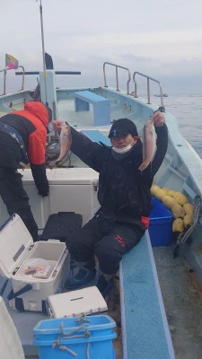 釣り船 秀進丸の2025年3月8日(土)4枚目の写真