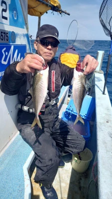 釣り船 秀進丸の2025年4月9日(水)4枚目の写真