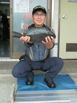 宮城野渡船の2025年4月25日(金)1枚目の写真