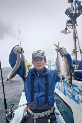 釣り船 秀進丸の2025年5月1日(木)2枚目の写真