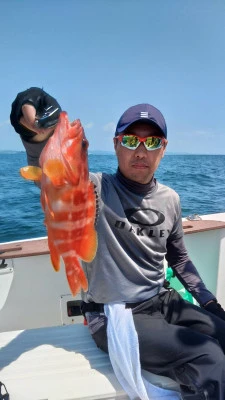 遊漁船 サザンブルーの2025年5月5日(月)2枚目の写真