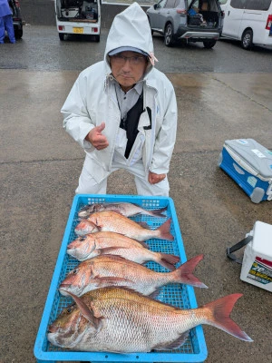 共栄丸の2025年5月6日(火)2枚目の写真